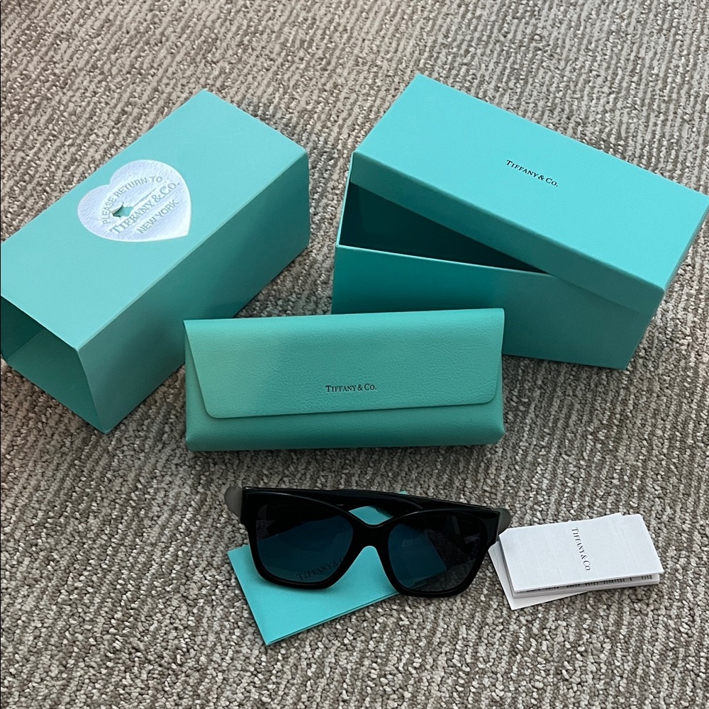 Tiffany & Co. Turquoise Sunglasses & Case Set
